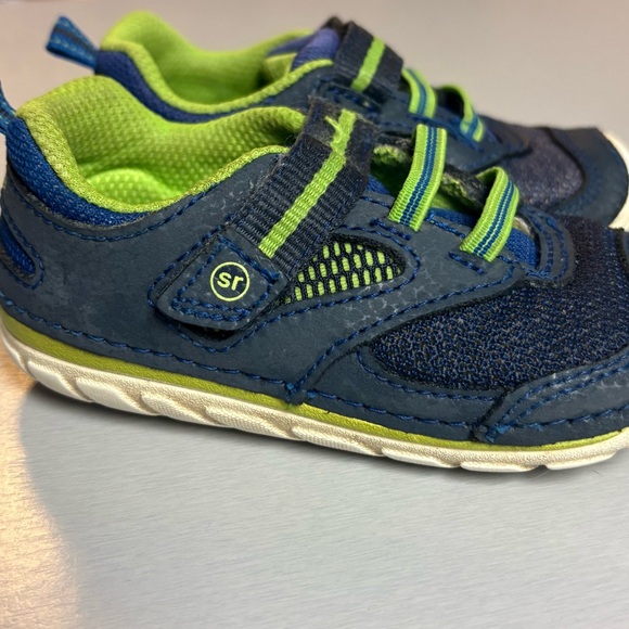 Toddler Stride Rite shoes - Picture 1 of 2